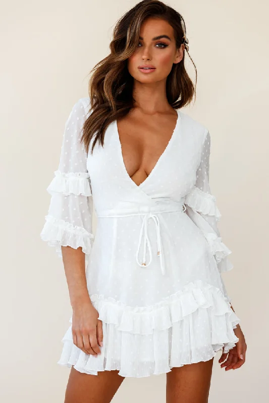 Erica Bell Sleeve Accordion Pleat Dress Hail Spot White