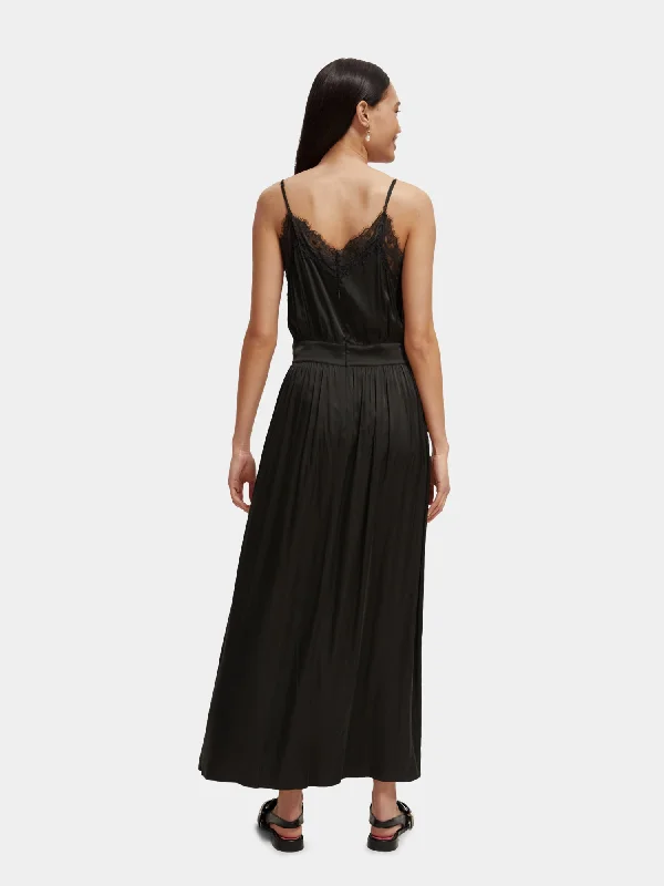 Camisole strap maxi dress