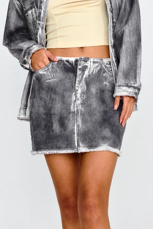 Decoy Distressed Mini Skirt Black/White