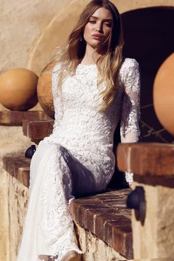 Sheath Long-Sleeve High Neck Tulle&Lace Wedding Dress With Sweep Train