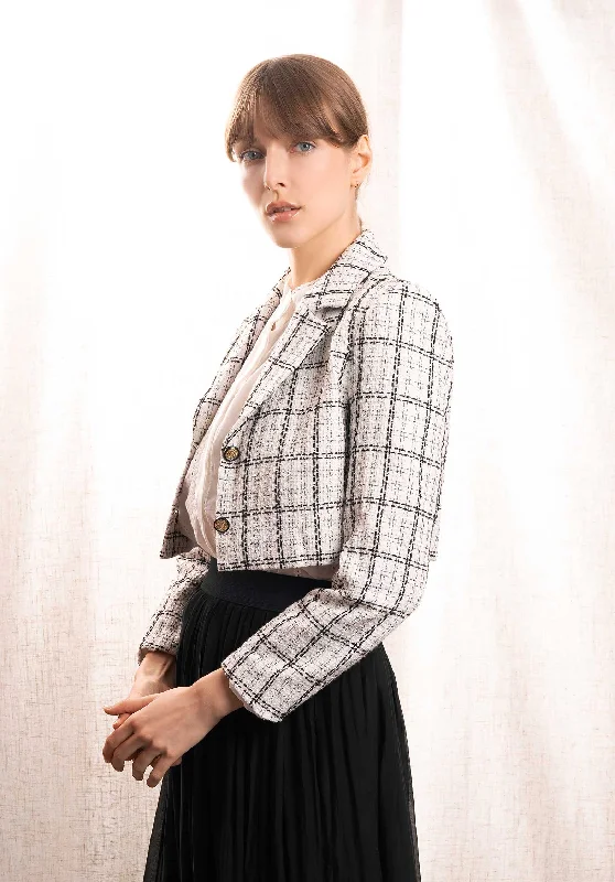 The Sale You’ve Been Waiting For!Jacket 65351 Black-White