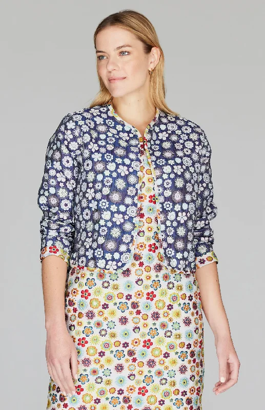Score Big Savings Today!Graphic Flora Reversible Short Jacket w/ Bias