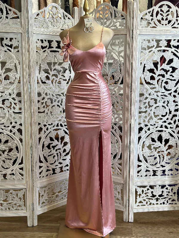 The Best Deals Won’t Wait!Rose Pink Formal Flower Detail Dress- Stretchy
