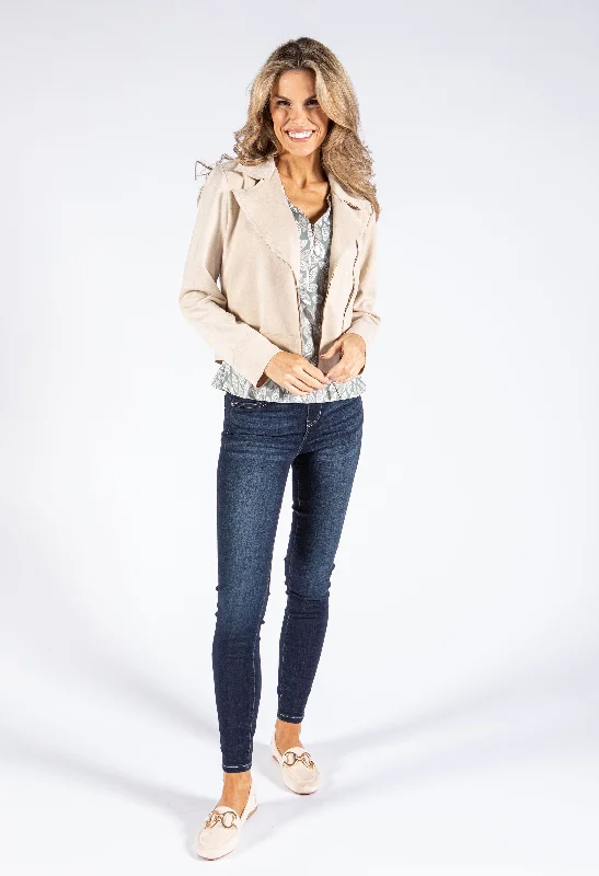 Get It Before It’s Gone!Soft Faux Suede Jacket