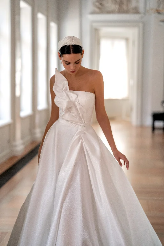 Shop Early, Save Big!A-Line Strapless Simple Wedding Dress