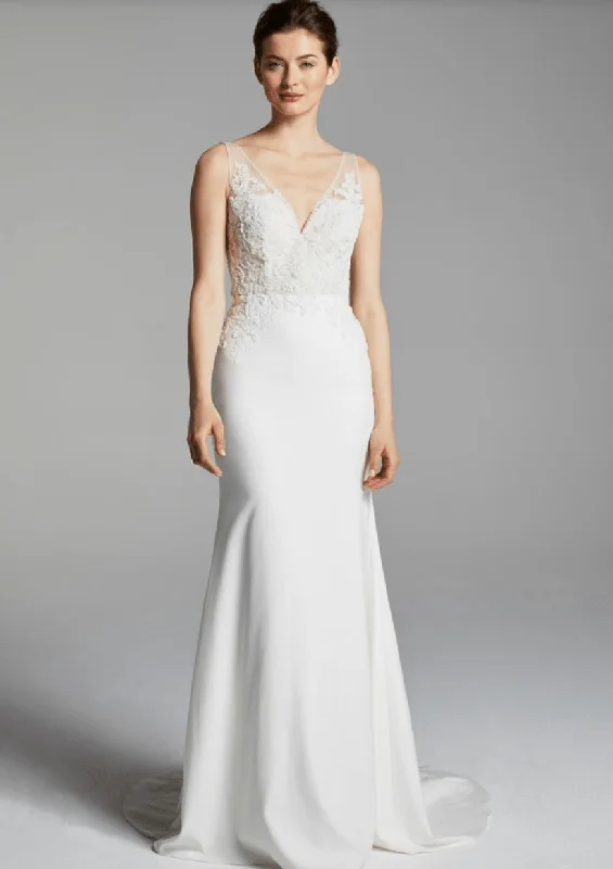 Buy One, Get One Free!Blue Willow by Anne Barge Liz - Size 12