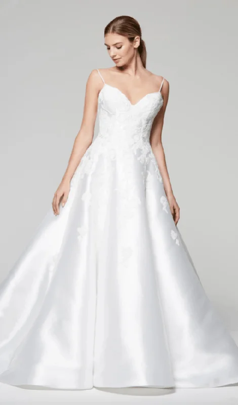 Save More When You Shop More!Blue Willow by Anne Barge Louisa - Size 12
