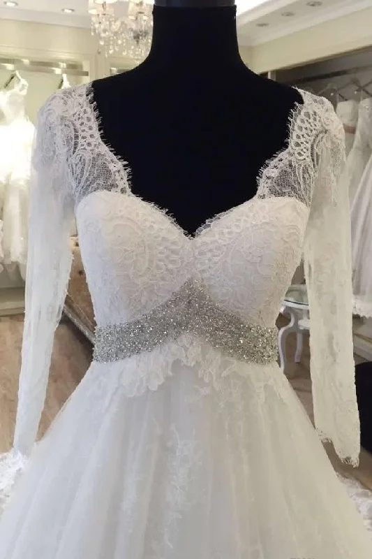 Biggest Sale of the Season!Long Sleeves Vintage Lace Wedding Dress V-neckline
