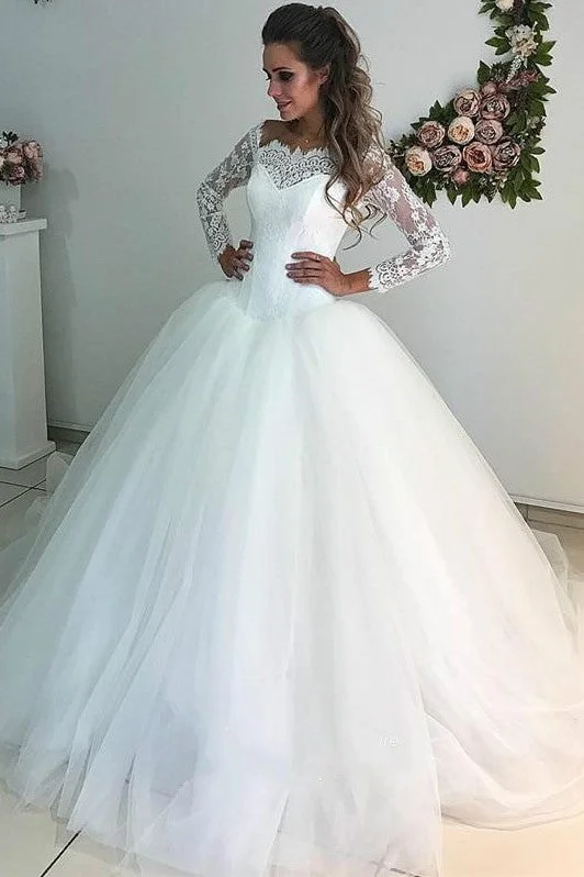 Grab Yours Before It’s Too Late!Scalloped Lace Tulle Bridal Dress with Long Sleeves