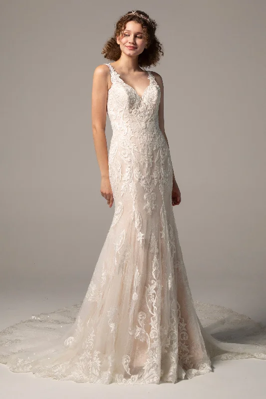 Get the Best for Less!Trumpet-Mermaid Cathedral Train Tulle Wedding Dress CW2375