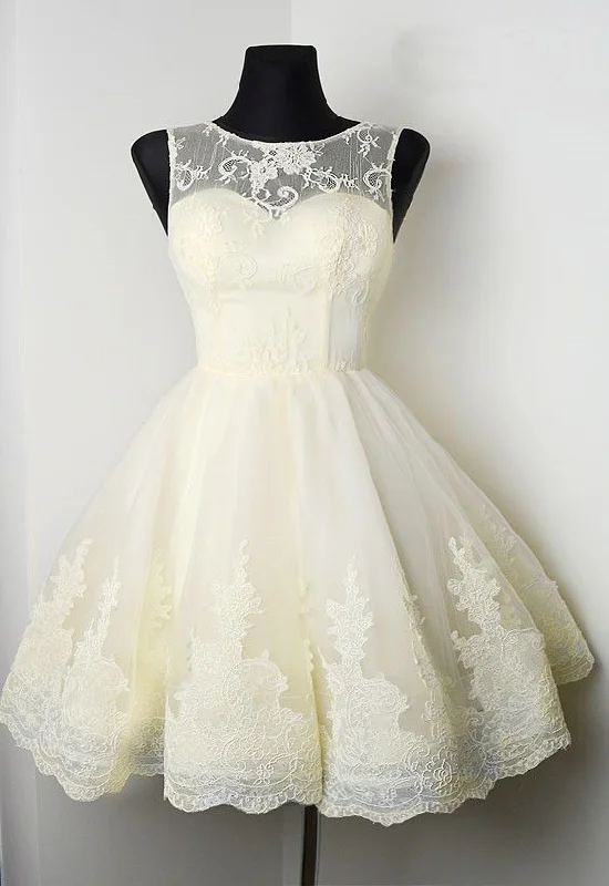 The Best Offers Are Here!A-Line Bateau Beige Tulle Short Homecoming Dress with Lace cg2153