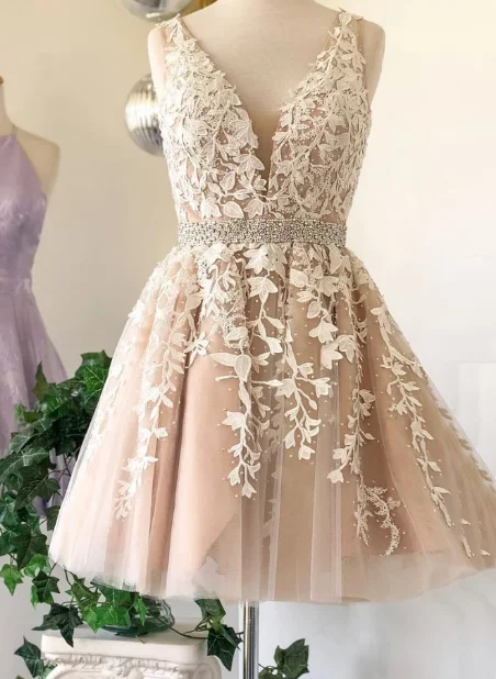 Get More, Spend Less – Shop Now!CHAMPAGNE V NECK TULLE LACE SHORT DRESS, CHAMPAGNE HOMECOMING DRESS cg2398