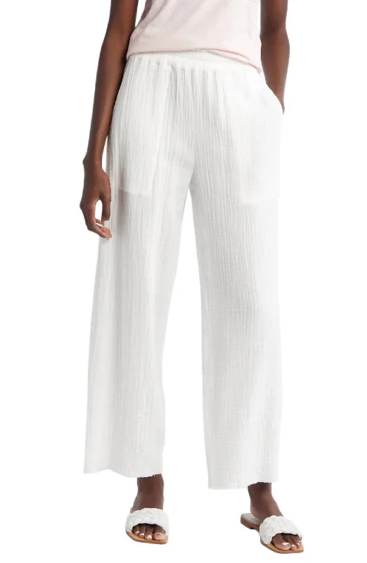 The Sale You’ve Been Waiting For!Leon Crop Pant In White
