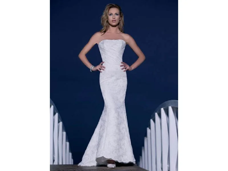Buy More, Pay Less!Demetrios DB-119