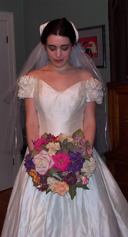 Save Up to 50% Off!Other Vintage Silk Satin Ballgown Wedding Dress