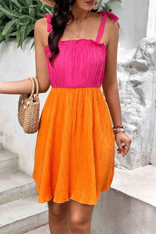 Steals and Deals Await!Two-Tone Tie-Shoulder Frill Trim Dress