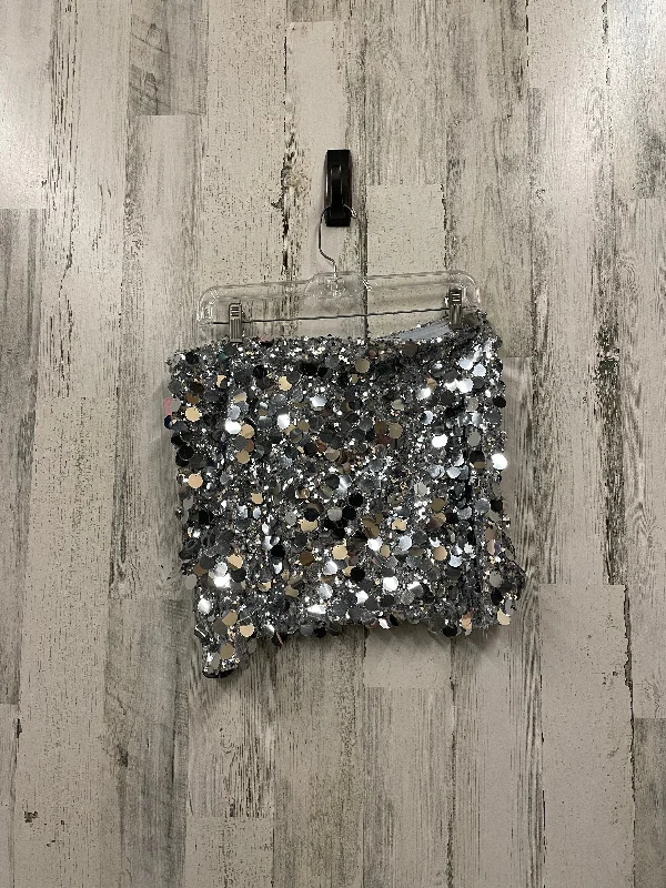 Find the Best Deals Here!Skirt Mini & Short By Altard State In Silver, Size: M