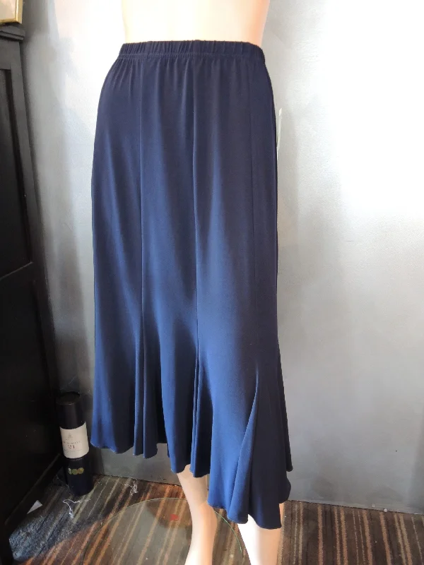 Your Favorite Items on Sale Now!Tanner St Stretch Skirt (many colours)