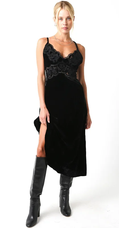 Unbeatable Prices!Audrey Velvet Sleeveless Lacey Tie Back Dress