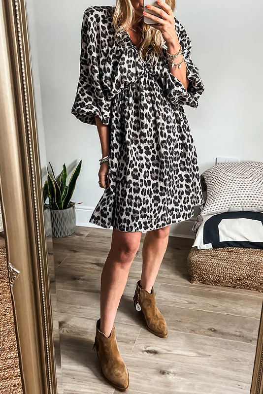 Your Discount is Waiting!Leopard 3/4 Sleeve V-Neck Dress