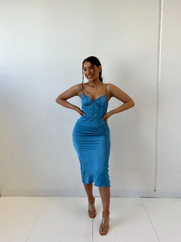 Score Huge Discounts Today!Klyah Midi Dress