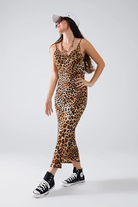 Flash Deals – Act Quickly!Leopard Print Midi Slip Dress