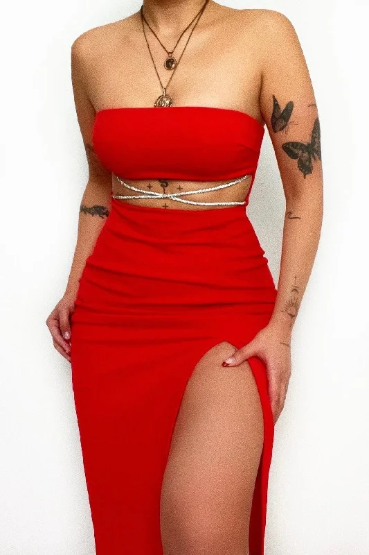 Your Best Deals Are Here!Reign Midi Dress - Red