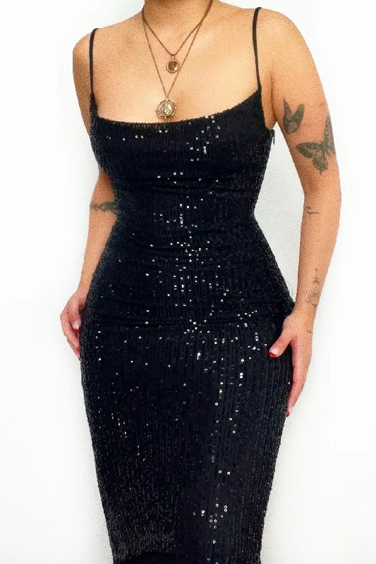 Amazing Prices You Can’t Resist!Stella Midi Dress - Black