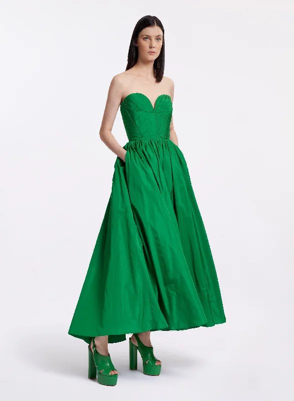 Hot Deals You Can’t Resist!Heart-Shaped Taffeta Gown